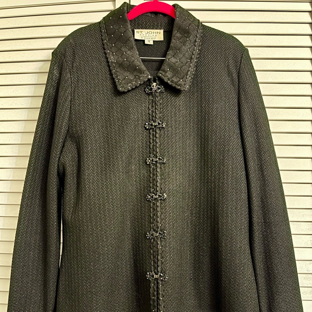 St. John Black Skirt Suit SIZE 12
